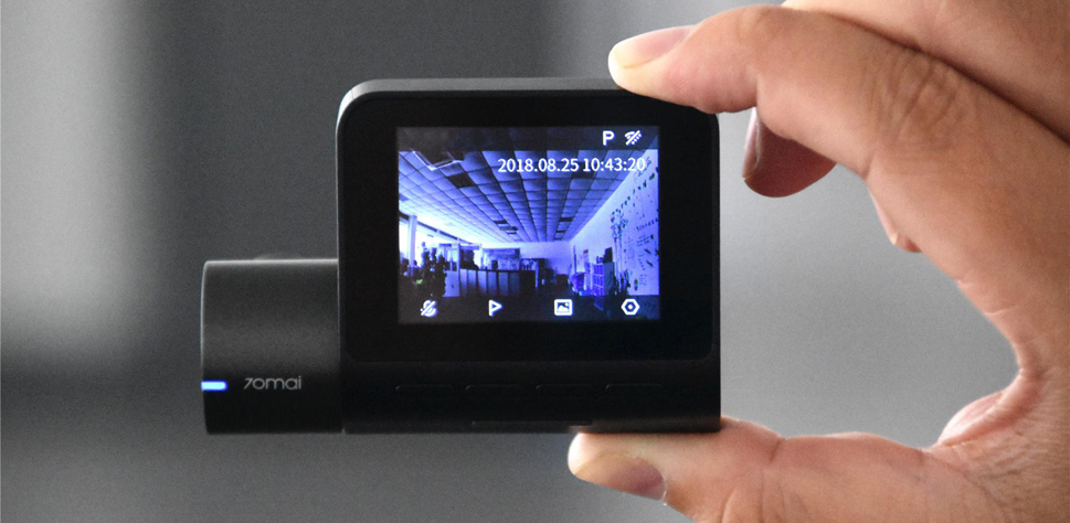 можно отслеживать события в реальном времени и просматривать записанные ролики